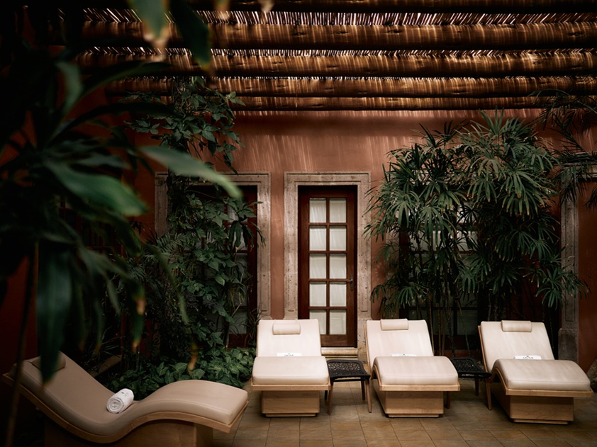 Foto pequeña inferior izquierda